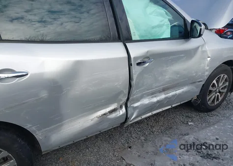 2013 Nissan Pathfinder Sv z USA, uszkodzony, nr VIN 5N1AR2MM4DC659363